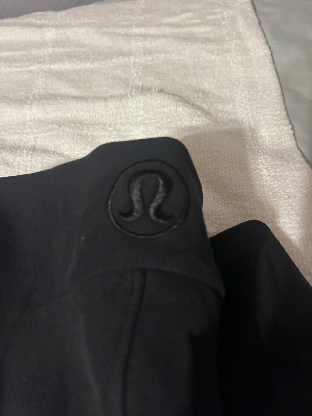 lululemon Steelers half zip Scuba - Picture 4 of 5